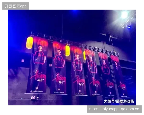 卡佩罗称国米成败看边翼卫——从“黑马”到“王者”的转型之道 卡佩罗称国米成败看边翼卫——从“黑马”到“王者”的转型之道